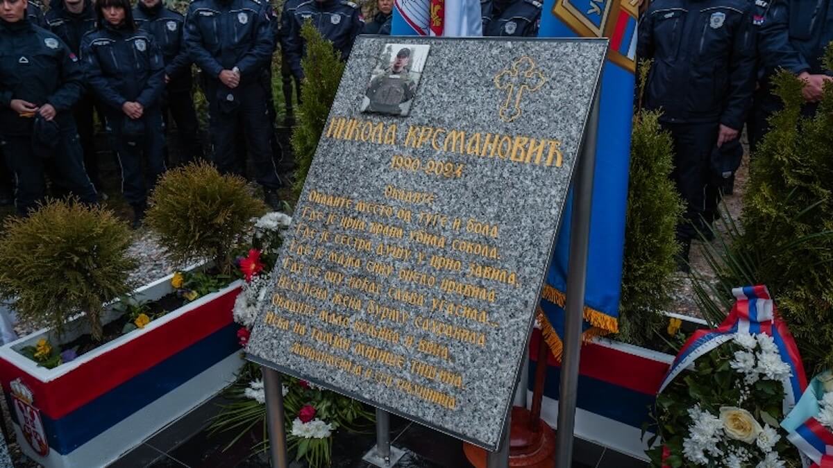 spomen-ploca-Nikola-Krsmanovic00